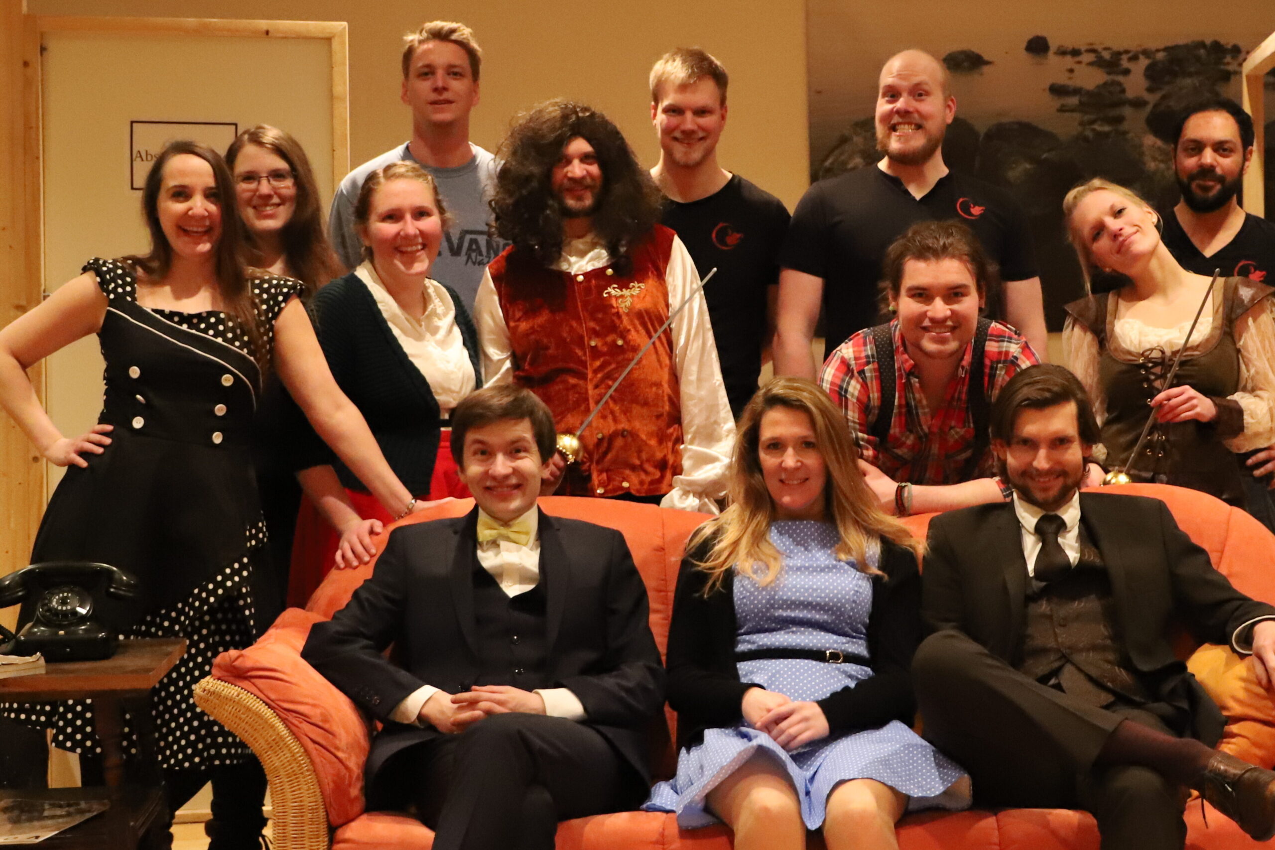 Cyrano in Buffalo_Ensemble (c) Stör & Fried Theater